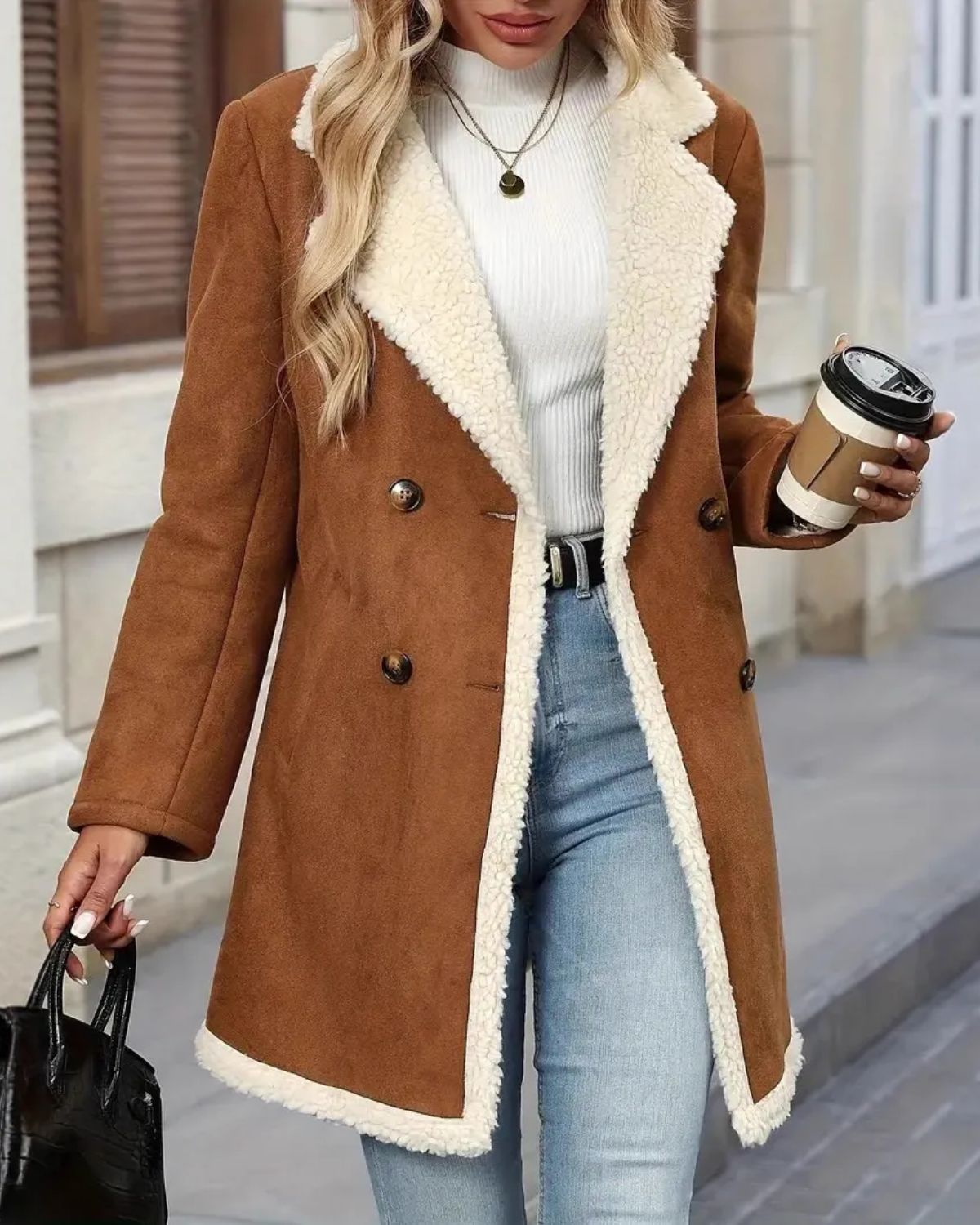 Elara – Warm Suede-Texture Coat